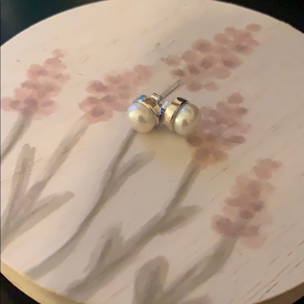 White Pearl Earrings